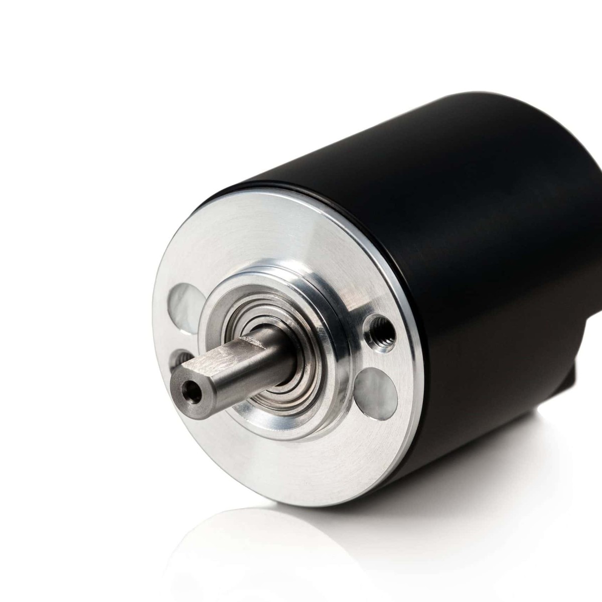 High-quality electric motor for precise control and reliable performance.