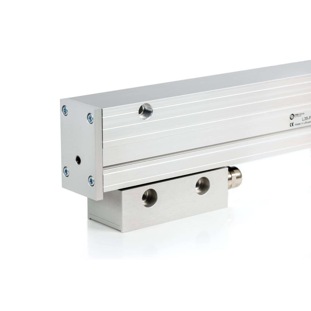 High-precision L35 linear actuator for automation and industrial applications. Durable aluminum cons.