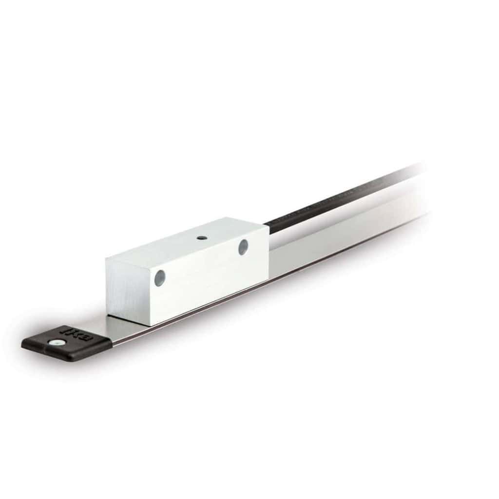 High-precision SMA5 linear encoder for industrial automation.